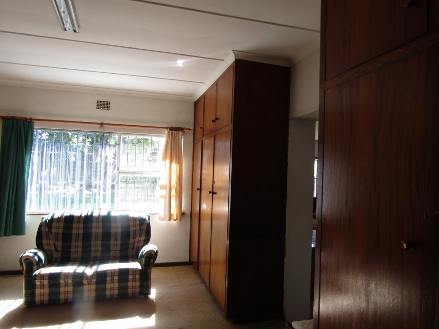 6 Bedroom Property for Sale in Humansdorp Eastern Cape